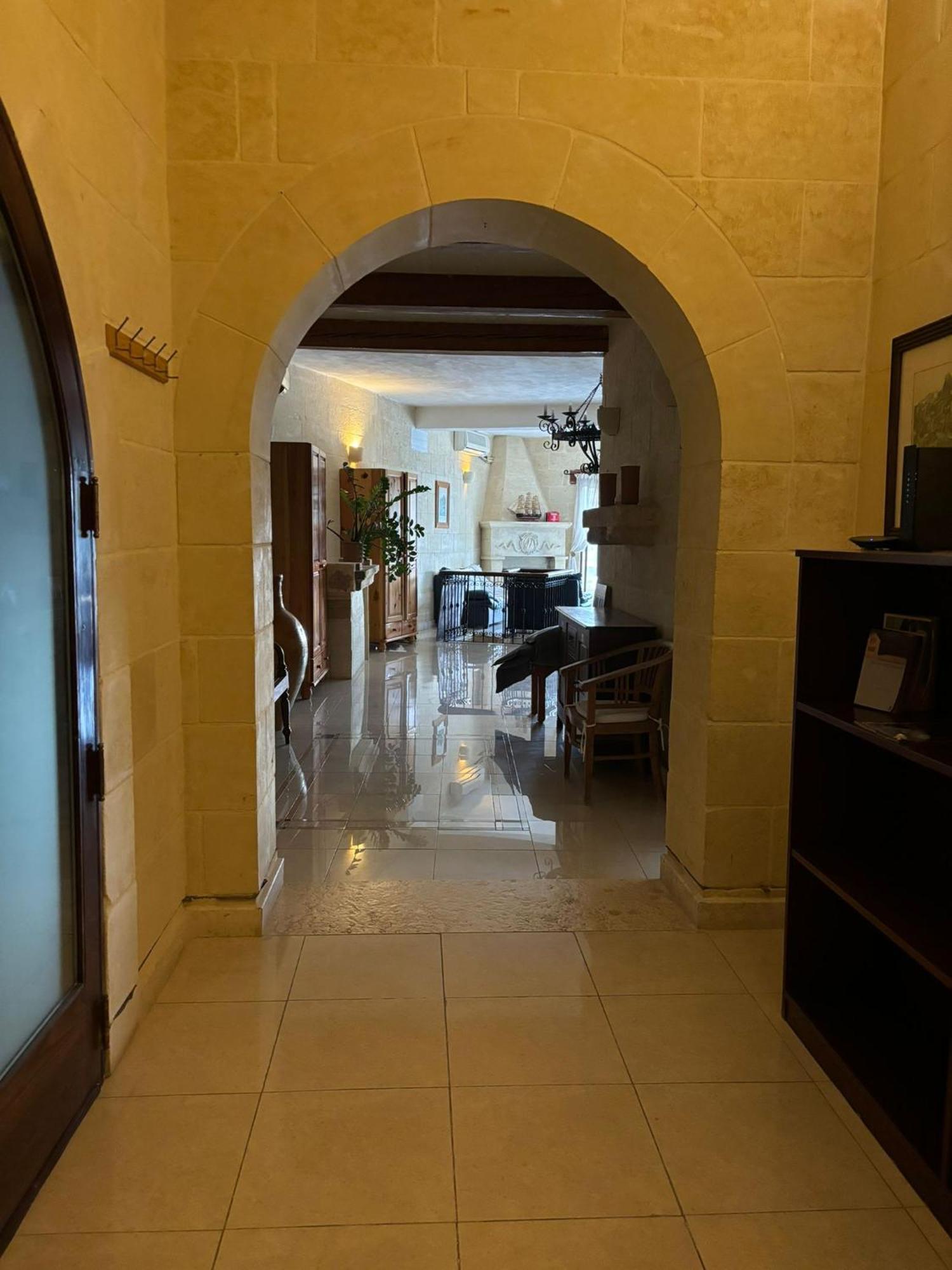 Ghajn il-Kbira  Gozo Island Escape Sleeps 4 With Private Bathroom מראה חיצוני תמונה