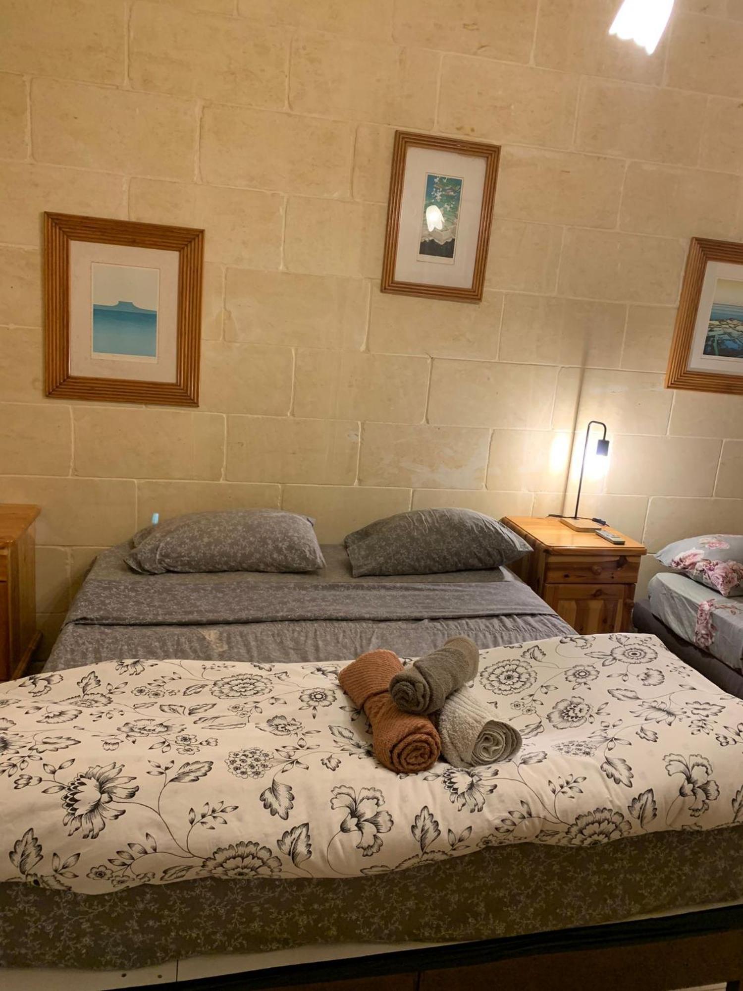 Ghajn il-Kbira  Gozo Island Escape Sleeps 4 With Private Bathroom מראה חיצוני תמונה